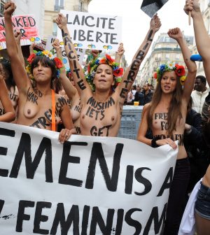 Manifestanti Femen
